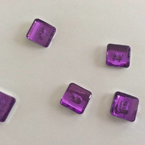 Bouton acrylique a coudre en lot de 4 pièce 12*12 mm violet 