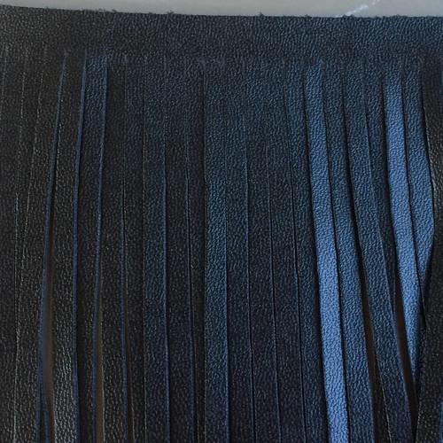 Frange en simili cuir de 12 cm en largeur couleur noir 