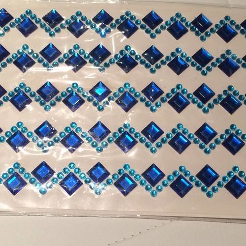Stickers 3 d strass de 3 mm et strass caré de 8 mm bleu 