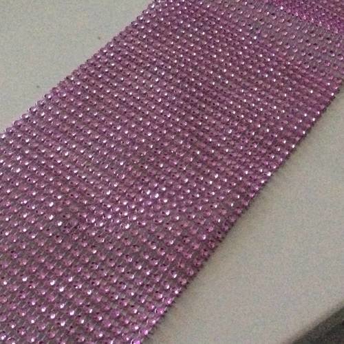 Ruban de strass 24 ligne en plastique 12 mm en largeur rose 