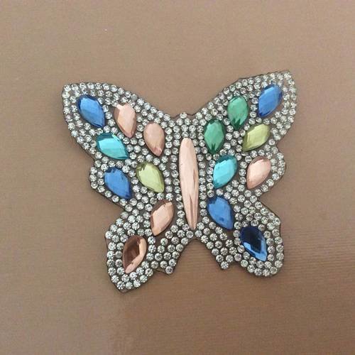 Appliques de strass 8*6 cm papillon a coller au fer a repasser 