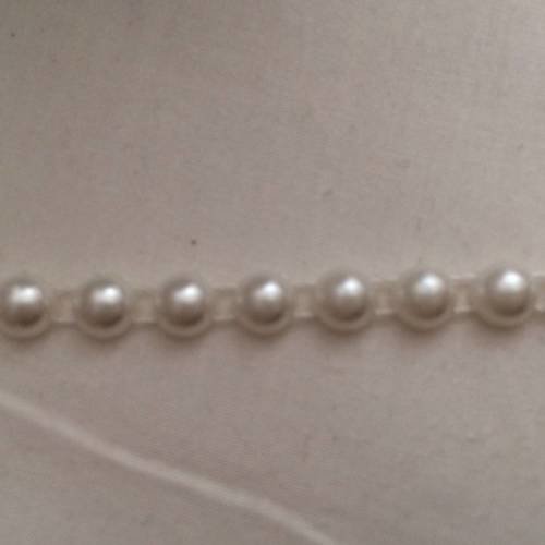 Galon perle 6 mm nacree acrilique blanche 
