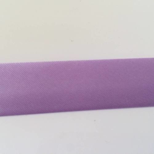 Biais  violet brillant 2 cm sans etre plié 