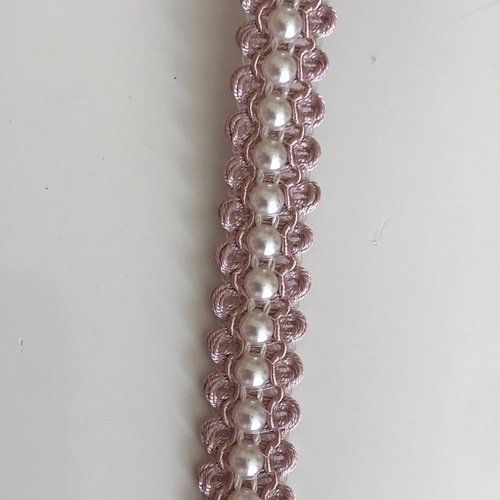 Galon a customiser perlée au milieu couleur vieux rose de 1 cm et bordure doré 