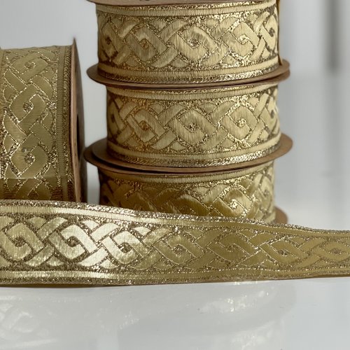 Ruban médiéval motif tressé, ruban motif tresse celtique