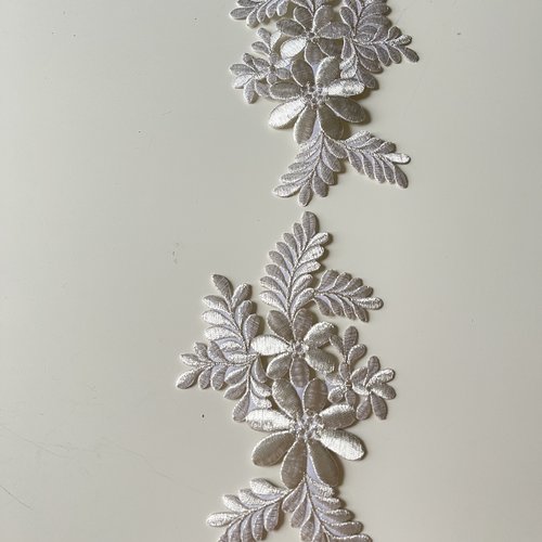 Applique Ou écusson En Chêne - Fabrication Française