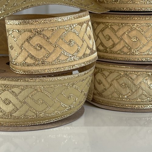 Galon médiéval or,ruban motif tresse celtique 35mm, galon motif tresse celtique doré,