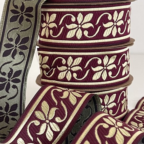 Galon médiéval motif violette celtique, galon médiéval style jacquard,ruban brodé jacquard 35 mm,galon tissé bordeau et doré
