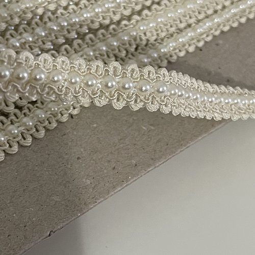 Ruban perlé beige,ruban passementerie perlé 13 mm,ruban avec perle acrylique blanc cassé