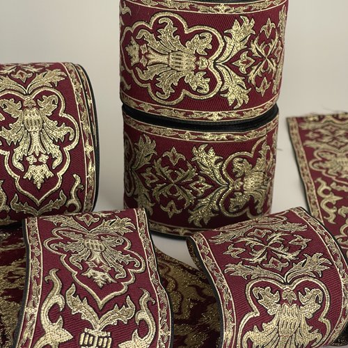 Galon médiéval brodé jacquard bordeaux et doré bordure médiévale style royal edouardien ruban tissé jacquard ruban théâtral 7