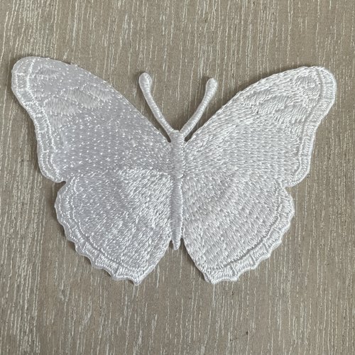 Écussons thermocollant,patch thermocollant,papillon thermocollant,écusson en papillon,