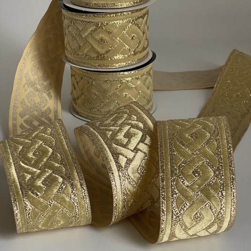 Galon médiéval doré motif tresse celtique ruban celtique 50 mm bordure médiévale doré 50 mm ruban artisanal brodé jacquard t