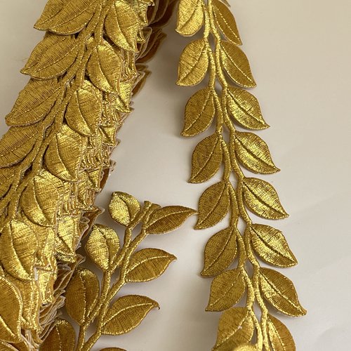 Ruban motif tresse doré or thermocollant ruban tresse 35 mm à coller