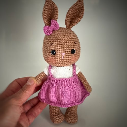 Doudou lapin au crochet peluche lapine artisanale cadeau fait main