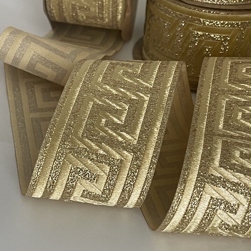 Galon médiéval doré or 50 mm,bordure théâtrale brodée jacquard ,ruban doré motif clé grecque