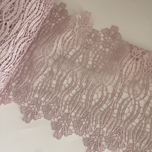Dentelle brodée vieux rose guipure festonnée des deux côtés dentelle rose 21 cm de largeur