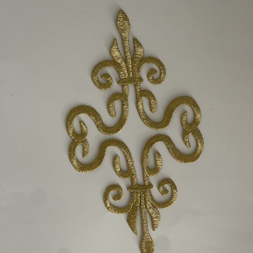 Applique thermocollante baroque dorée  17,5 x 9 cm ecusson à repasser sur textile customisation  patch collant texti