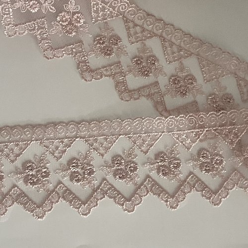 Dentelle brodée rose poudré 6 cm  galon dentelle florale élégante  ruban dentelle couture mariage et création