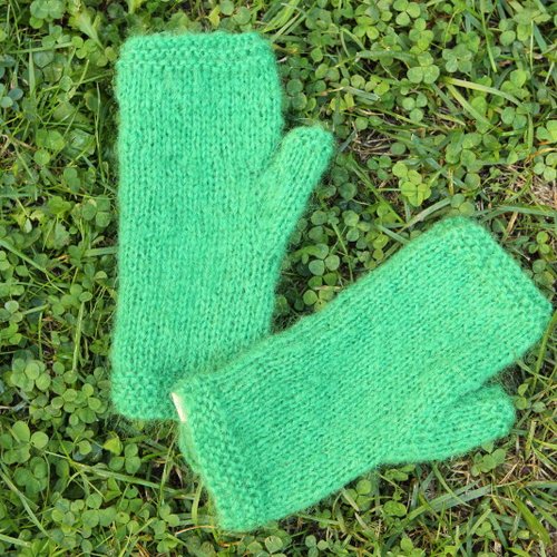 Mitaines à pouce, mohair, vert.