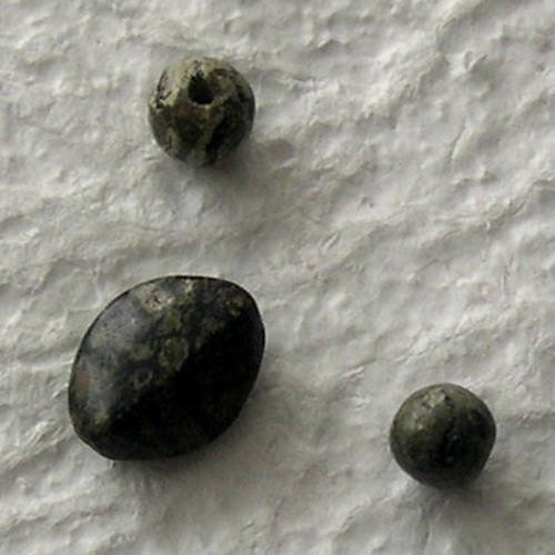 Lot de 3 perles en jaspe marbré 10, 15 x 20 mm 