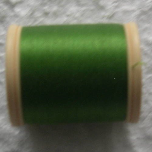 Fil à coudre dmc en coton ref. 905 vert perruche 