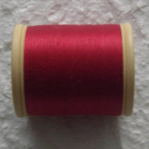 Fil à coudre dmc en coton ref. 326 rouge rubis 