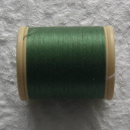 Fil à coudre dmc en coton ref. 367 vert laurier 