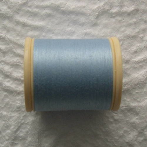 Fil à coudre dmc en coton ref. 824 bleu myosotis 