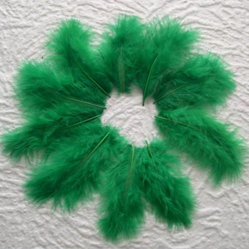 Lot n° 538 - lot de 10 plumes longues de marabout 6 - 8 cm. 