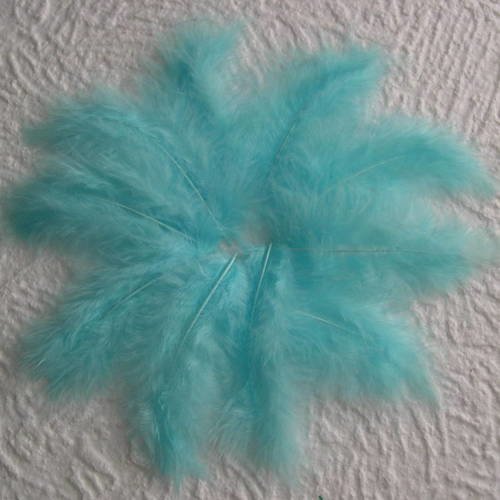 Lot n° 528 - lot de 10 plumes teintées de marabout 10  cm. 