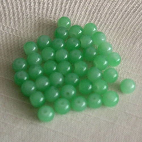 Lot de 10 perles de verre noires vertes 6 mm. 