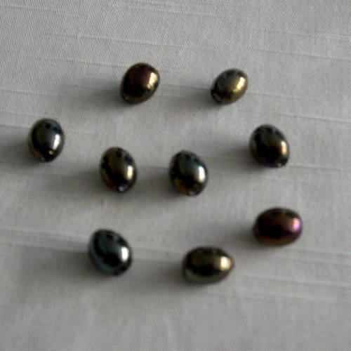Lot de neuf  perles de verre ovales 10x7 mm. 