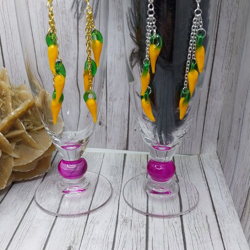 Boucle d'oreille piment