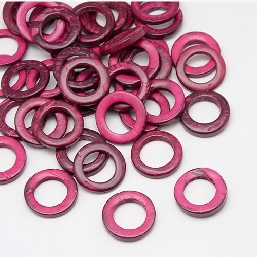 10 anneaux bois coco rose foncé 23mm