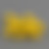 10 pompons boule jaune 20mm