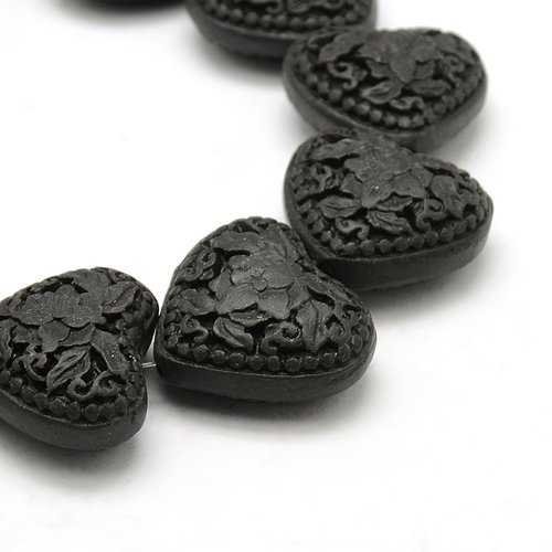 3 perles de cinabre noir en forme de coeur et fleurs scultée 25 x 28 x 14mm trou 2mm