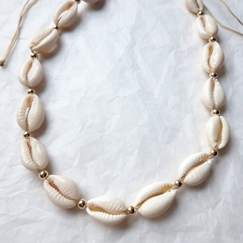 Collier Ras-de-Cou En Cauris (Coquillages) - Bijou Ethnique Sur Fil De Coton Ciré