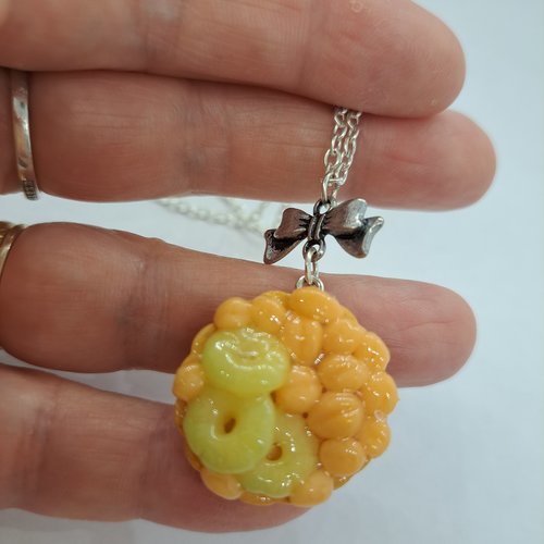 Collier sautoir gourmand