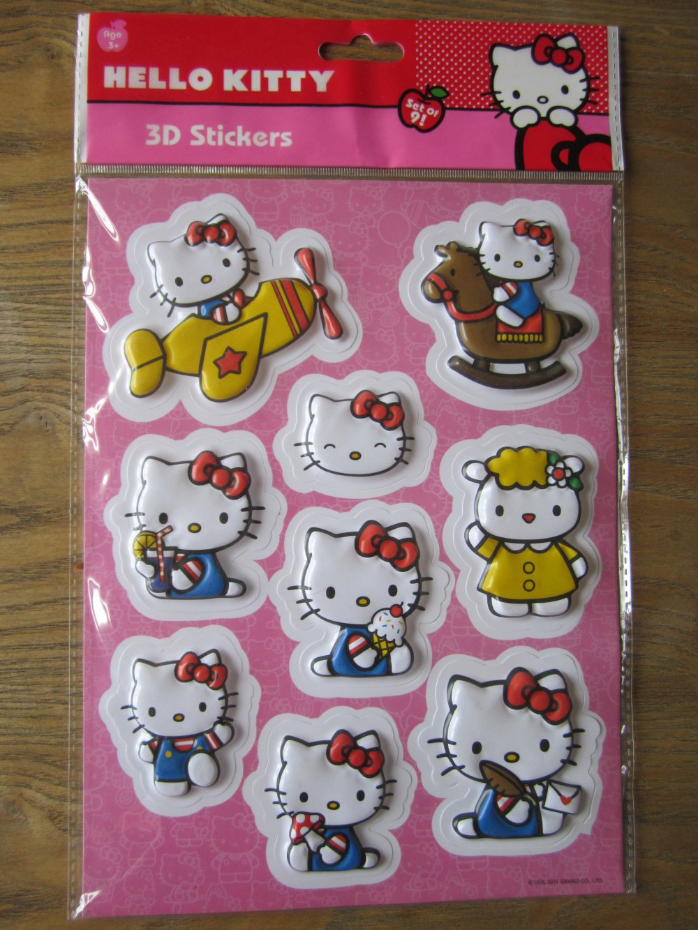 Planche de 9 stickers 3d hello kitty - Un grand marché