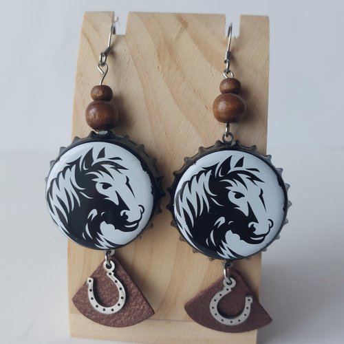 Boucles d'oreilles avec capsule "equitation"