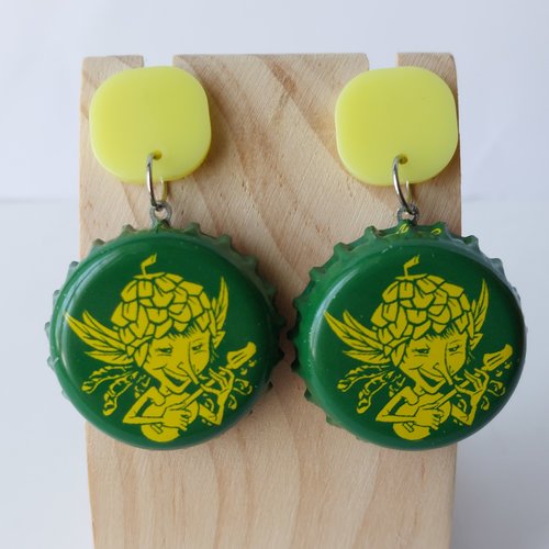 Boucles d'oreilles avec capsule "guitariste"