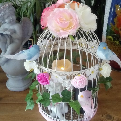 Cage à oiseaux ou urne pour mariage en fer "shabby romantique".