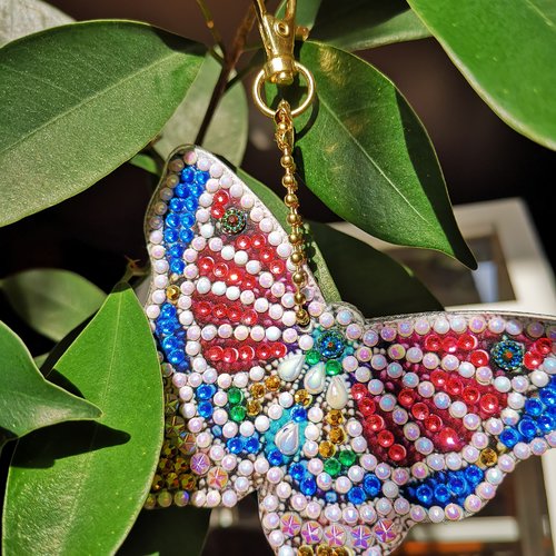 Porte-clés papillon/bijou de sac en perles de diamants 