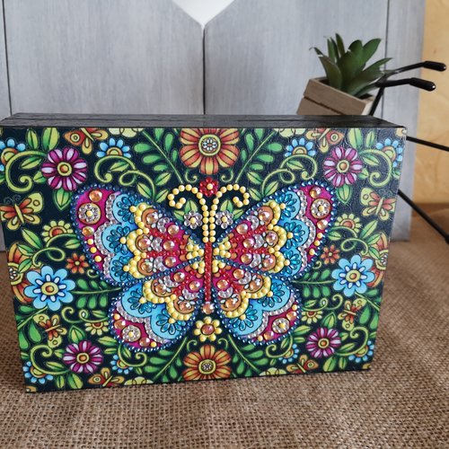 Boîte à bijoux "papillon"