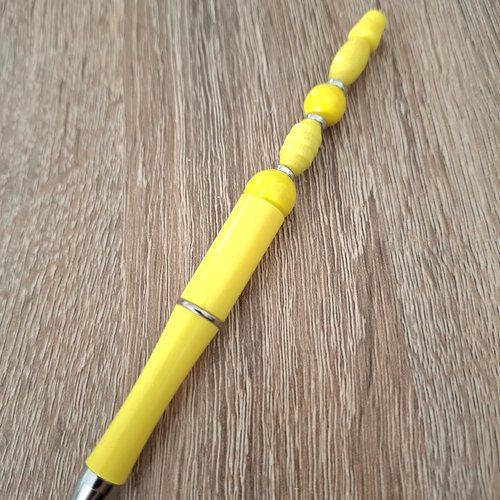Stylo perles jaune