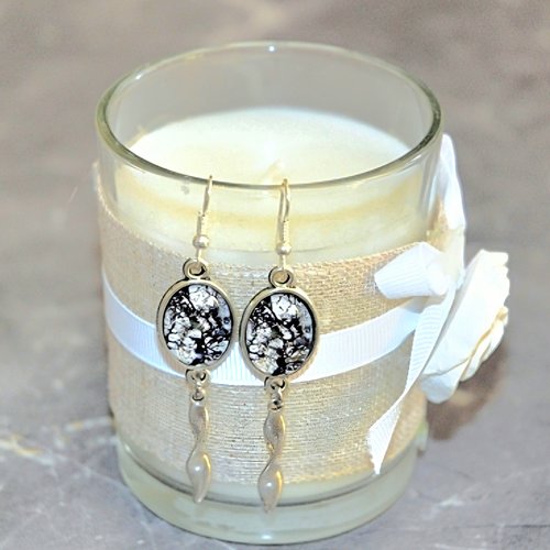 Boucles d'oreilles pendantes noir blanc