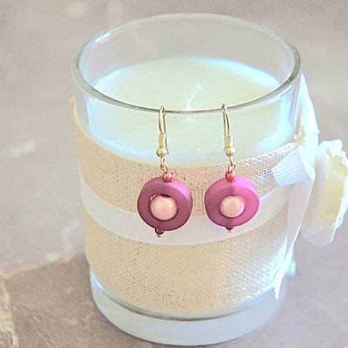 Boucles d'oreilles pendantes perles anneaux roses