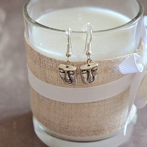 Boucles d'oreilles pendantes argentees visages