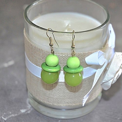 Boucles d'oreilles pendantes perles vertes