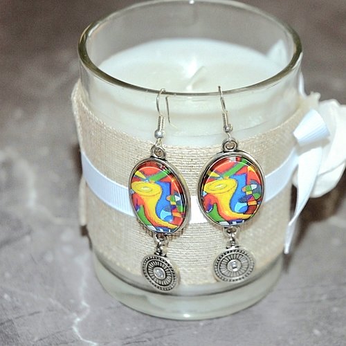 Boucles d'oreilles cabochon multicolore pampille argentée